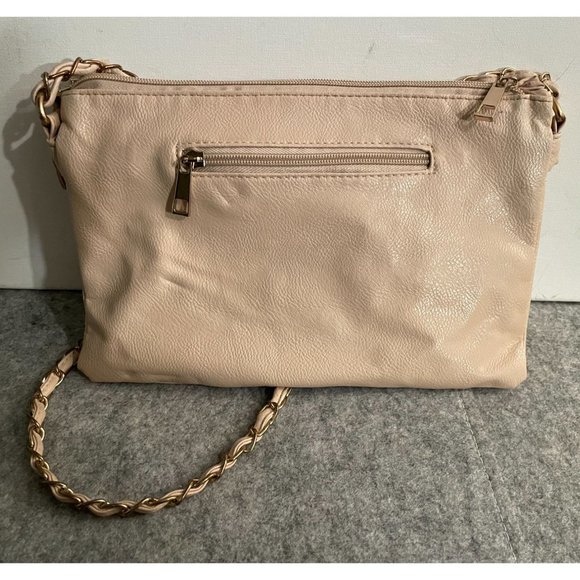 Forever 21 Cream Weaved Purse with gold Studs   7.25 x 10.75   #1097 - Picture 2 of 3